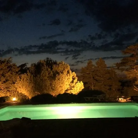 Chateau La Pierre Levee בית הארחה La Gaubretiere