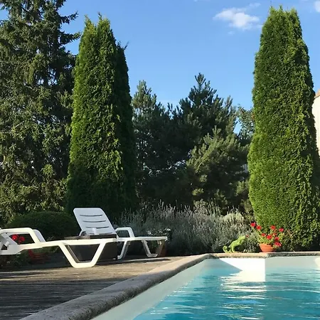 Chateau La Pierre Levee La Gaubretière