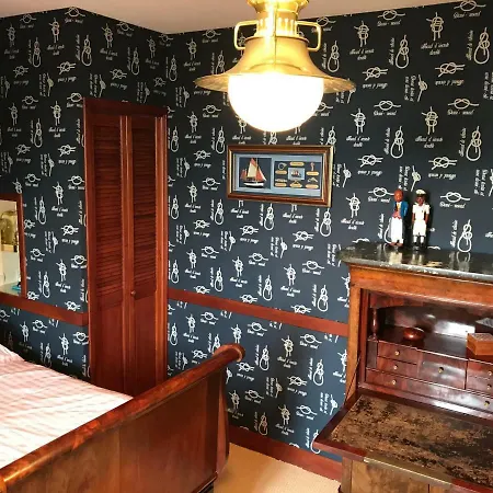 Chateau La Pierre Levee *