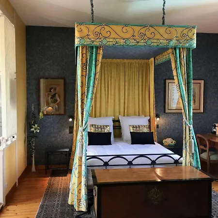 Chateau La Pierre Levee בית הארחה La Gaubretiere