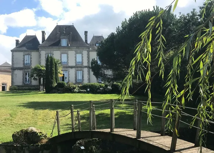 Гостевой дом Chateau La Pierre Levee