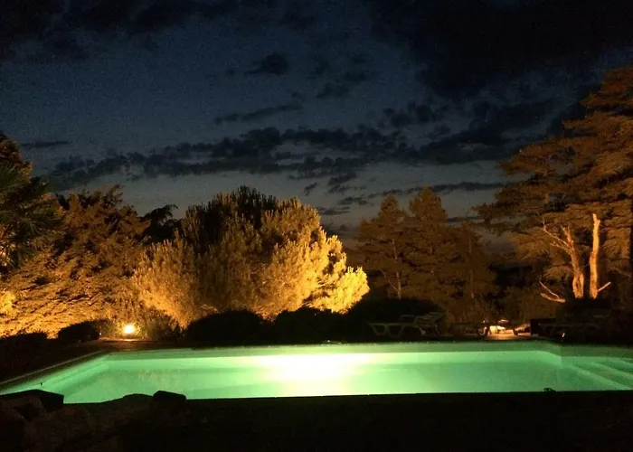 Chateau La Pierre Levee Гостевой дом La Gaubretiere