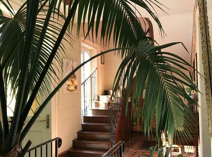 Chateau La Pierre Levee *